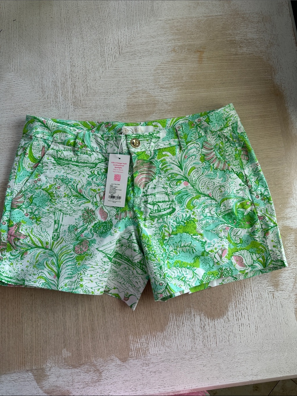 Lilly Pulitzer NWT  Callahan Green & Pink Botanical Print Shorts
